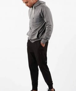Vuori Men's Sunday Performance Jogger - Spring 2022