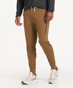 Vuori Men's Sunday Performance Jogger - Spring 2022