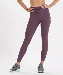 Vuori Womens' Daily Leggings - Winter 2021/2022 7 Vuori Womens' Daily Leggings - Winter 2021/2022